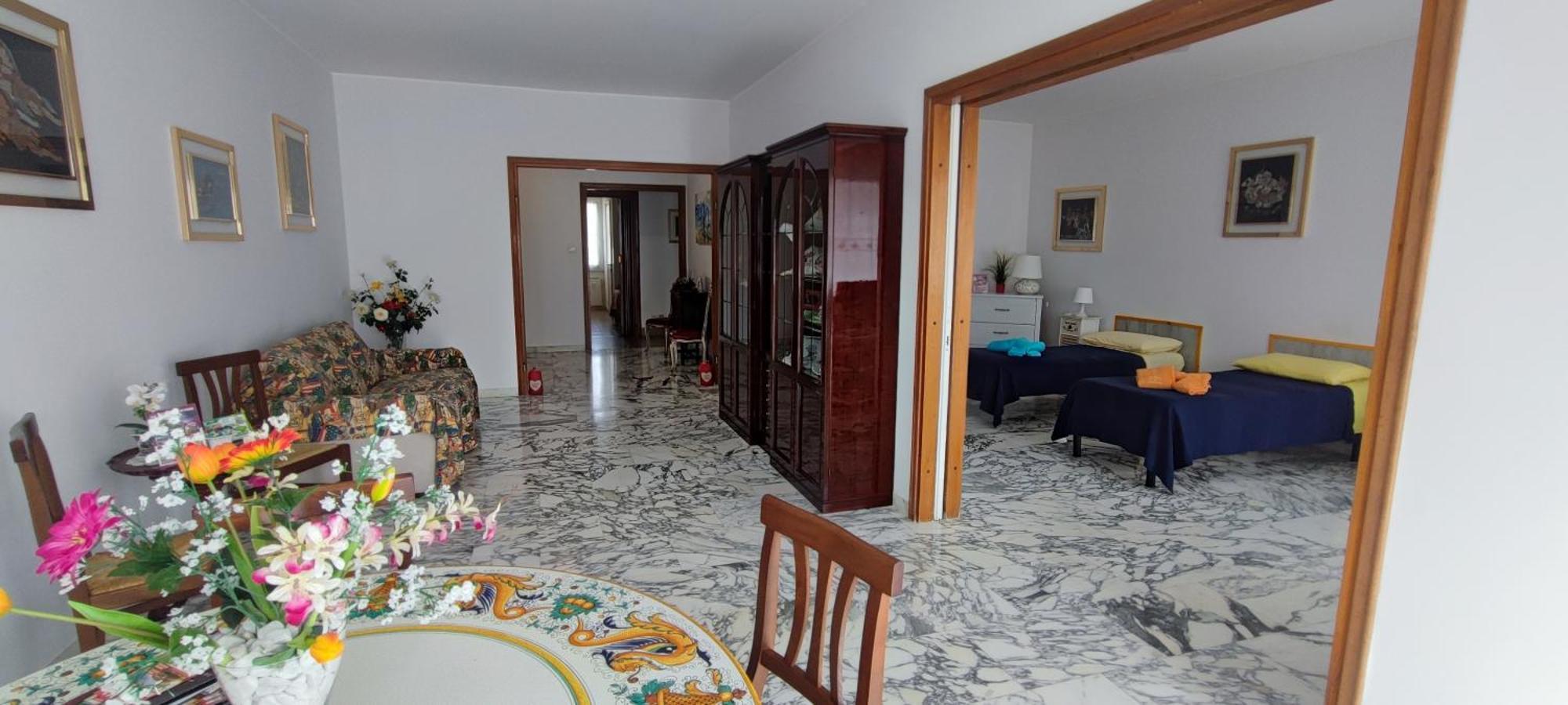 La Casetta Di Nonna Anna - 120 Mq Bright Apartment In Rome Downtown Eksteriør billede